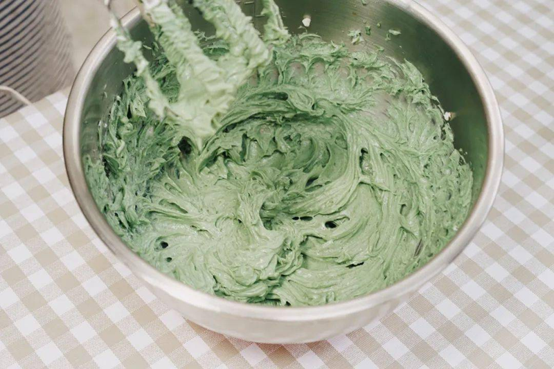 開心果味巴斯克蛋糕(圖6) 開心果味巴斯克蛋糕(圖6)