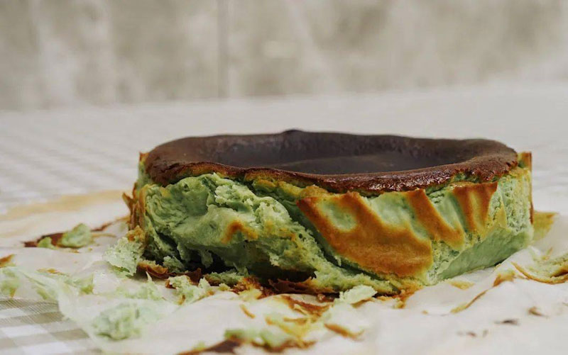 開心果味巴斯克蛋糕(圖11) 開心果味巴斯克蛋糕(圖11)