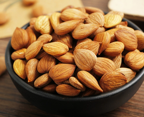 扁桃仁粉和杏仁粉的區(qū)別(圖6) 扁桃仁粉和杏仁粉的區(qū)別(圖6)